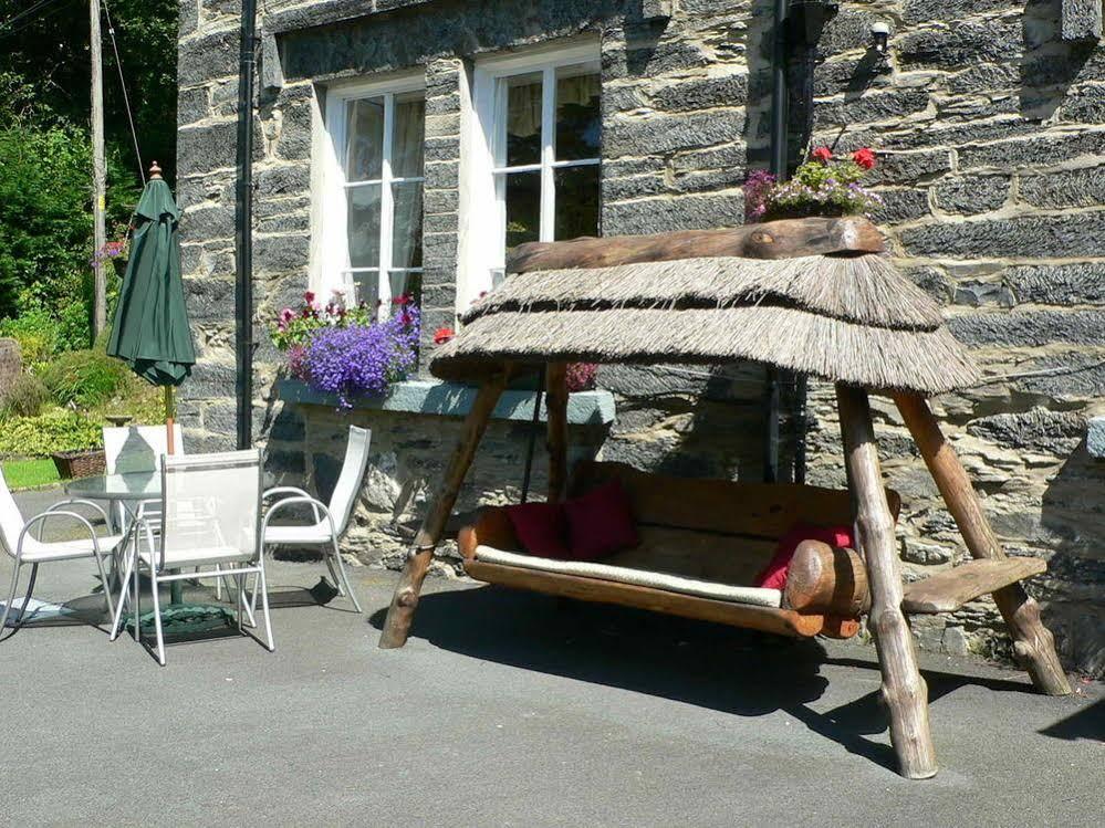 Glyntwrog House Bed & Breakfast Betws-y-Coed Bagian luar foto