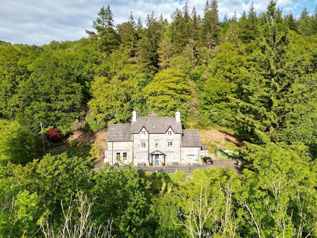 Glyntwrog House Bed & Breakfast Betws-y-Coed Bagian luar foto